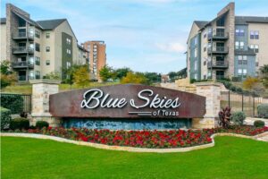 Front view and sign of the Blue Skies Senior Living